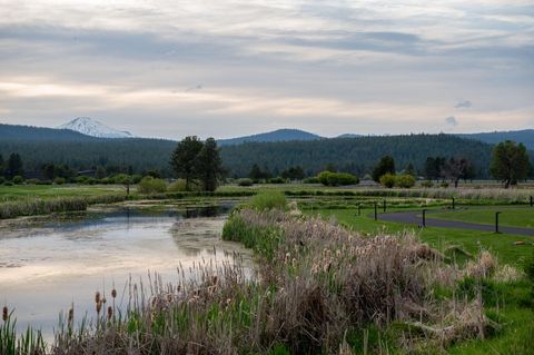 Tiny photo for 17671 Broken Top Lane, Sunriver, OR 97707 (MLS # 220221459)