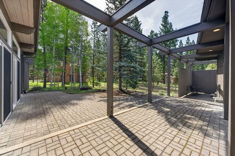 Tiny photo for 17671 Broken Top Lane, Sunriver, OR 97707 (MLS # 220221459)