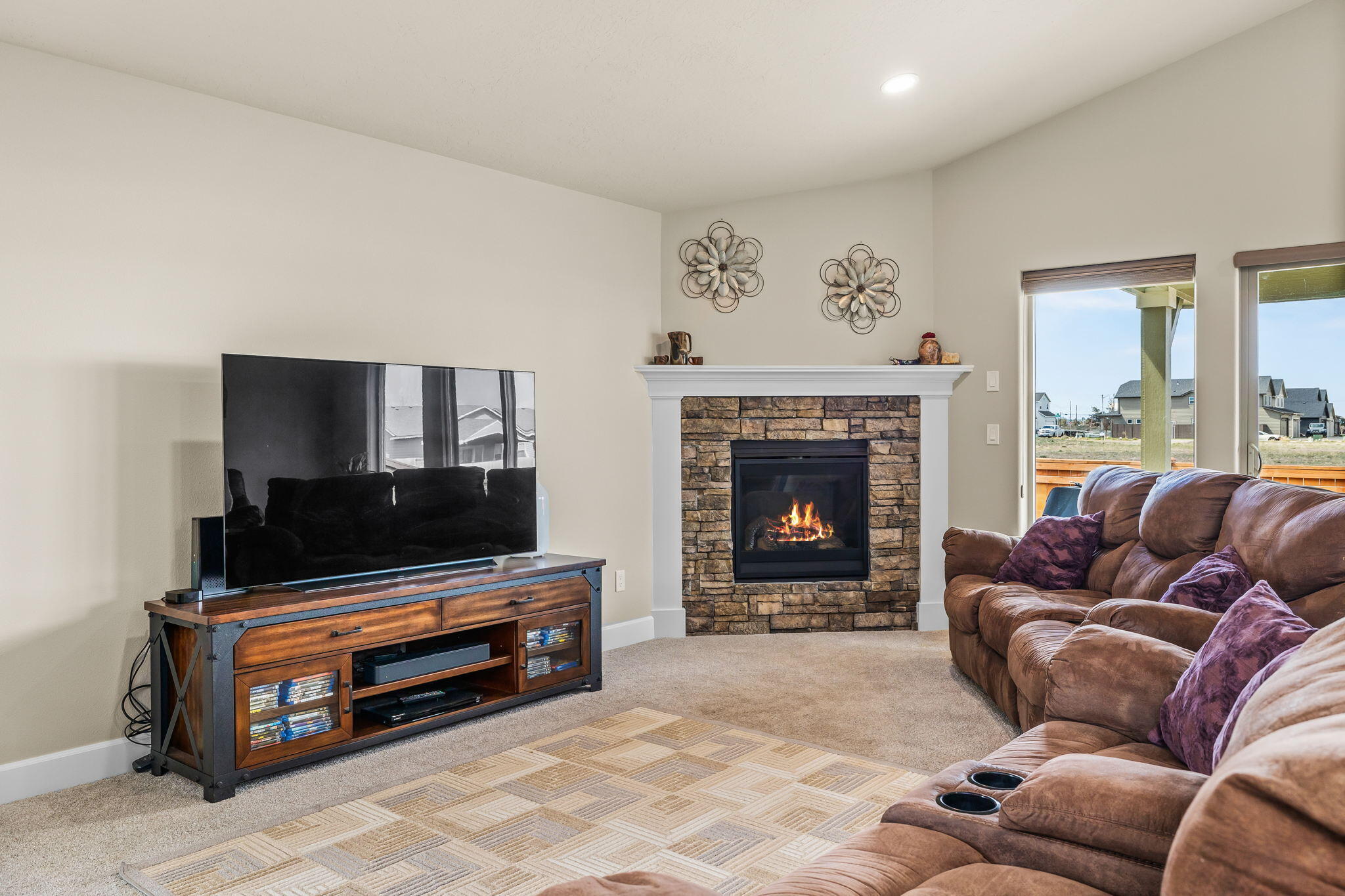 Dry Canyon - Residential