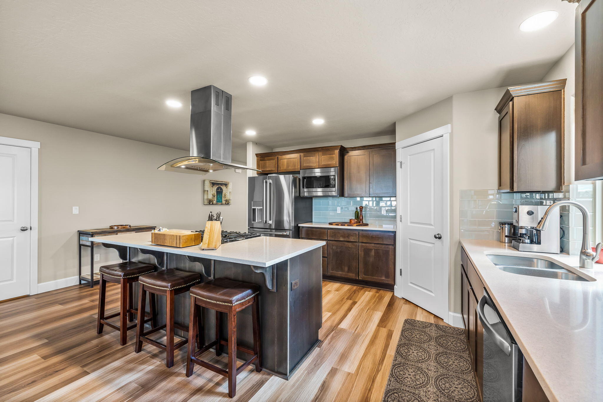 Dry Canyon - Residential