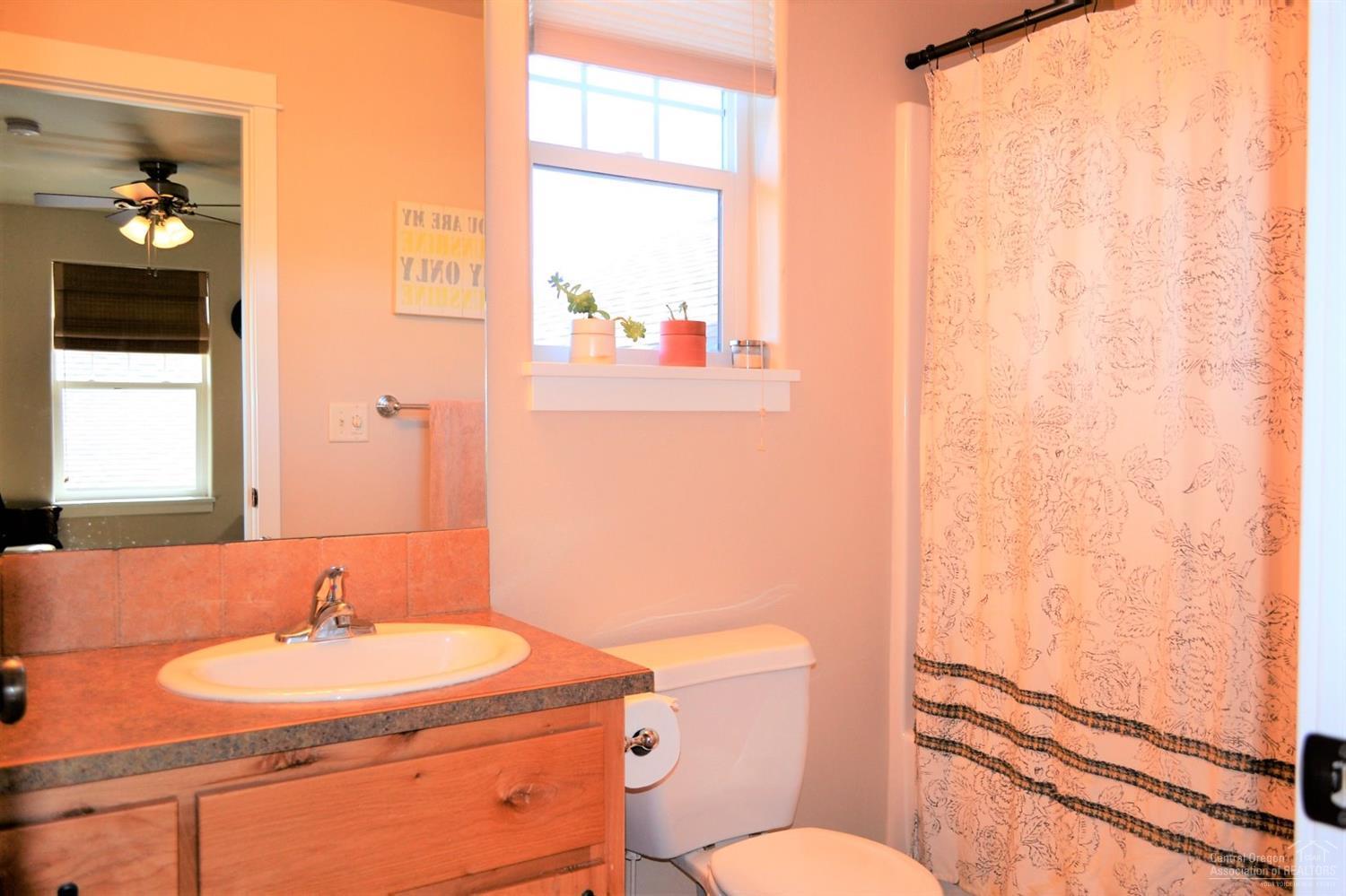 Oakview - Residential