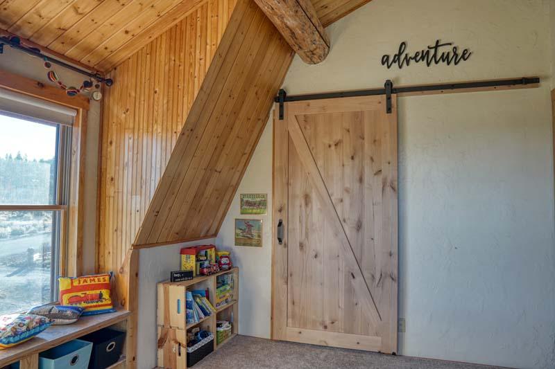 Ponderosa Cascade - Residential