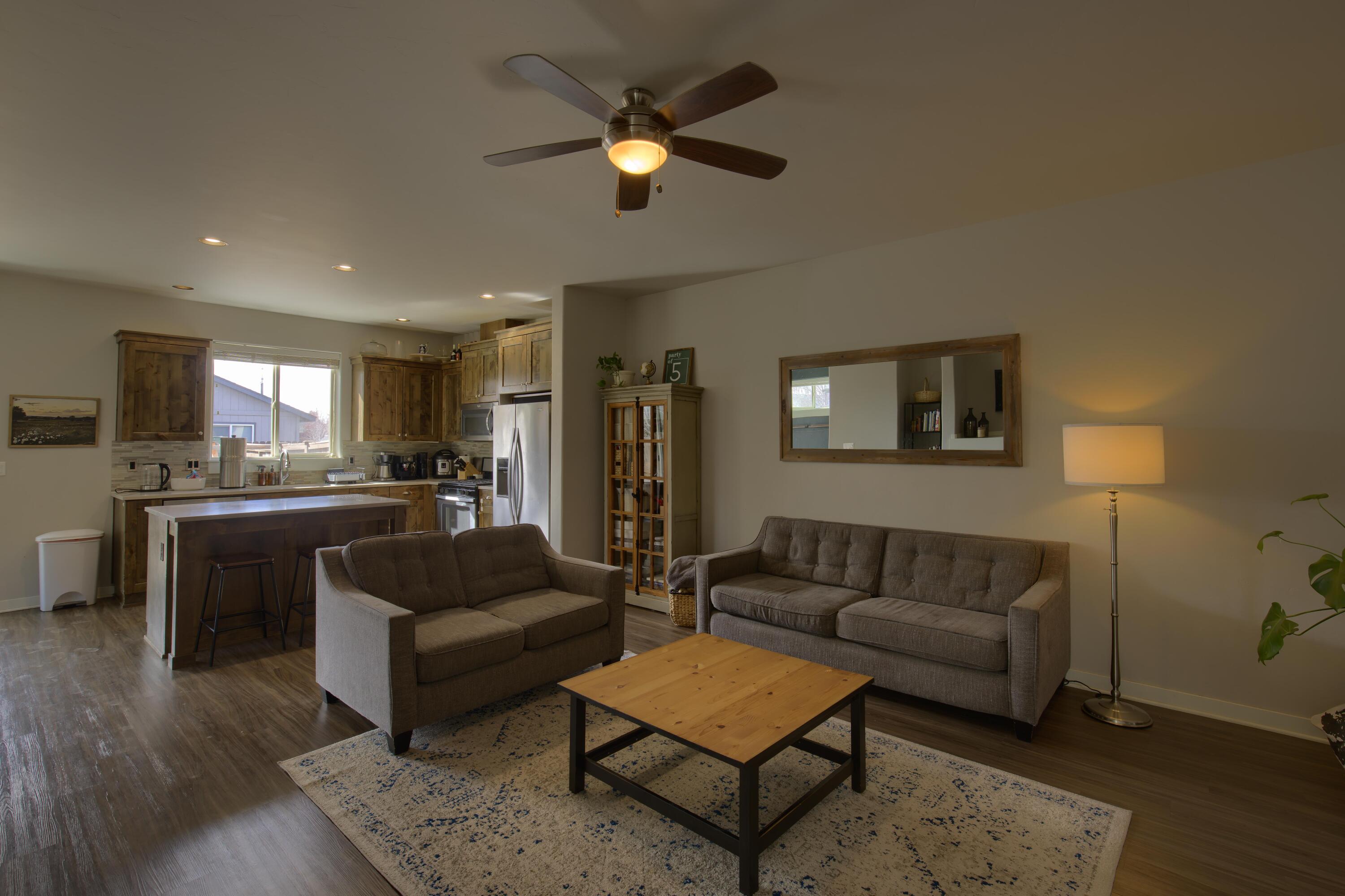 3076 SW Black Butte Lane