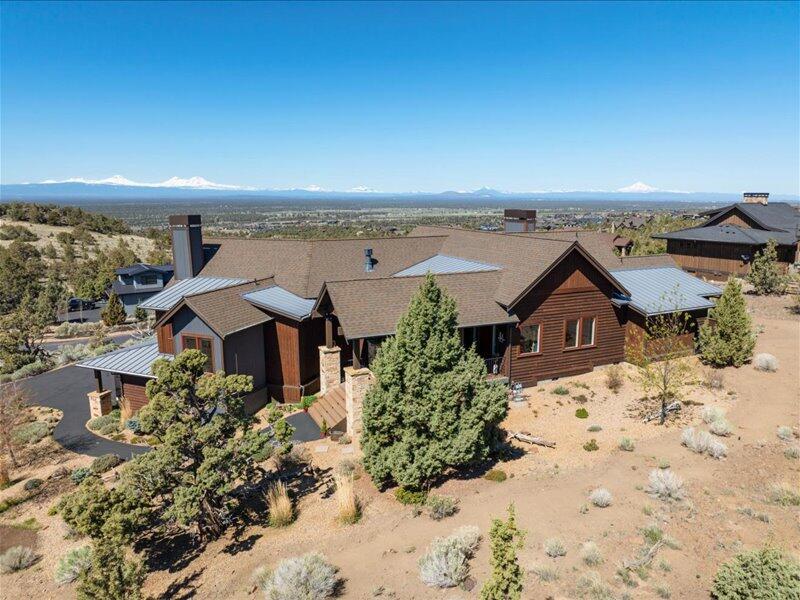 16368 SW Hat Rock Loop
