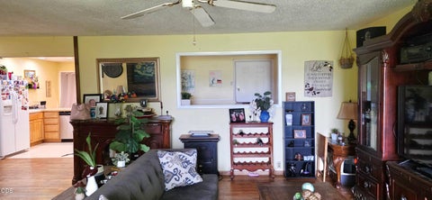 Tiny photo for 5306 Hilldale Street, Klamath Falls, OR 97603 (MLS # 220222682)