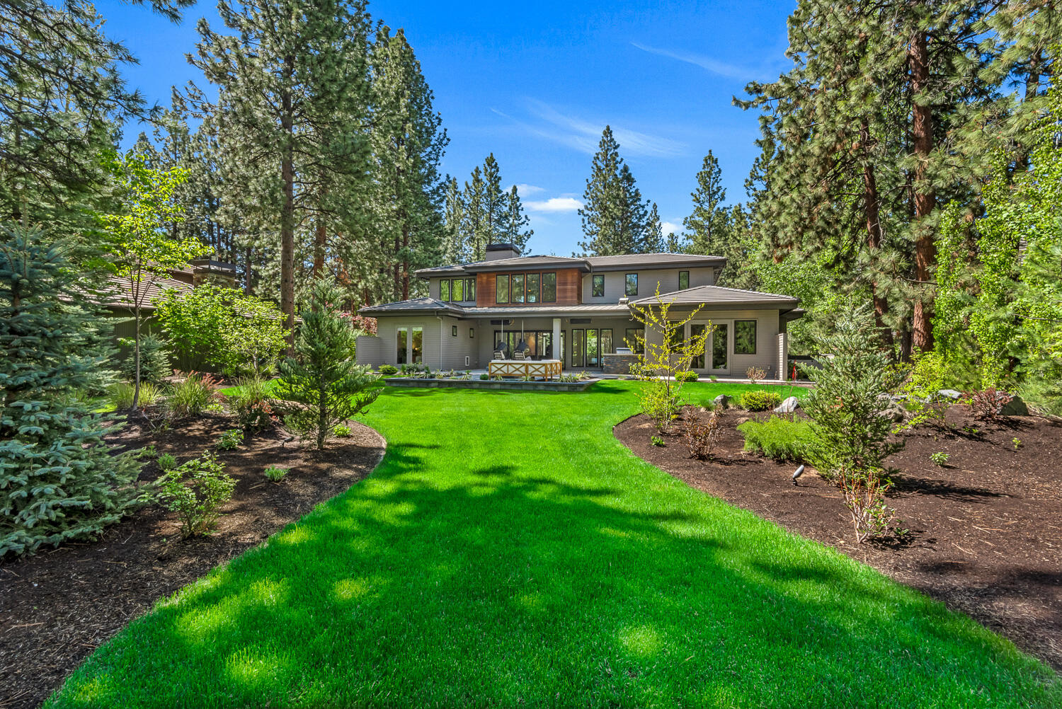 Broken Top - Residential