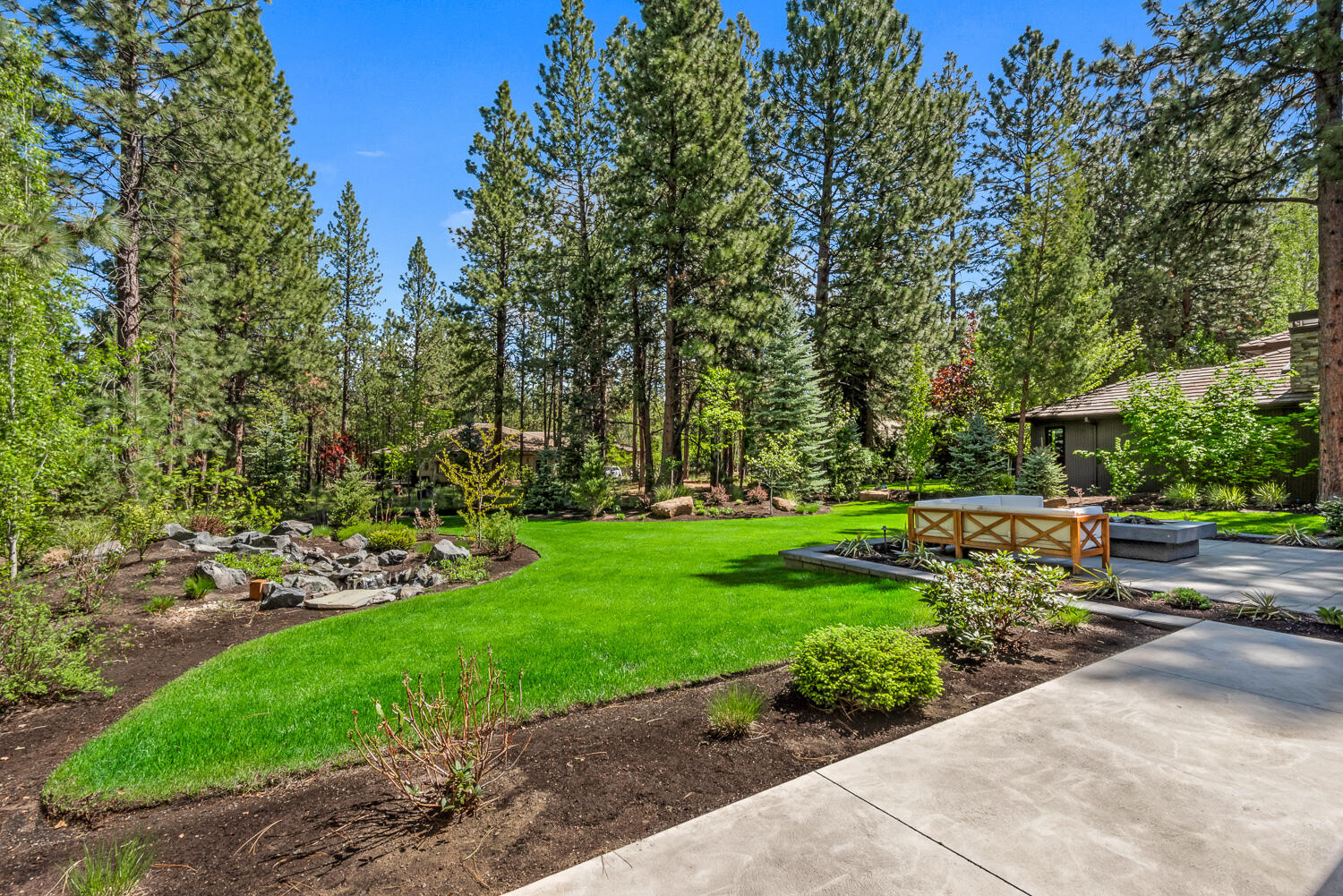 Broken Top - Residential