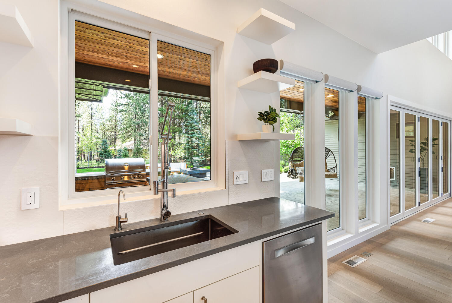 Broken Top - Residential