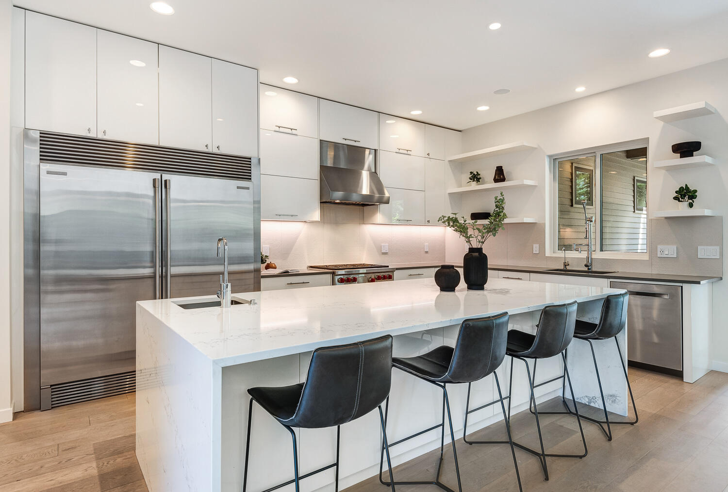 Broken Top - Residential