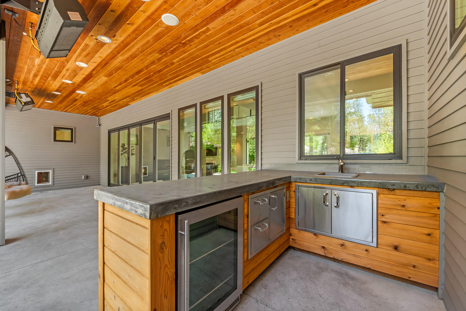 Broken Top - Residential