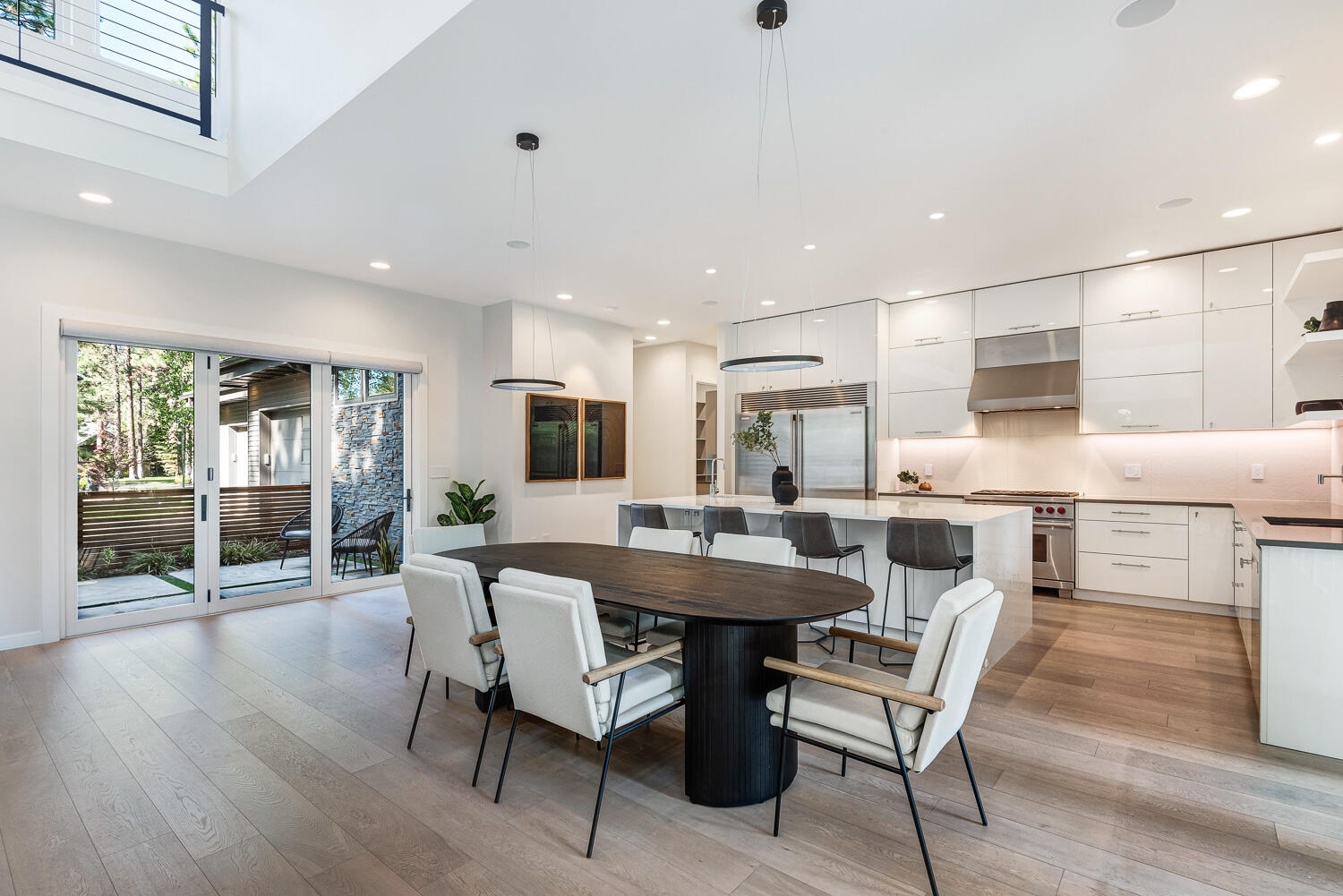 Broken Top - Residential