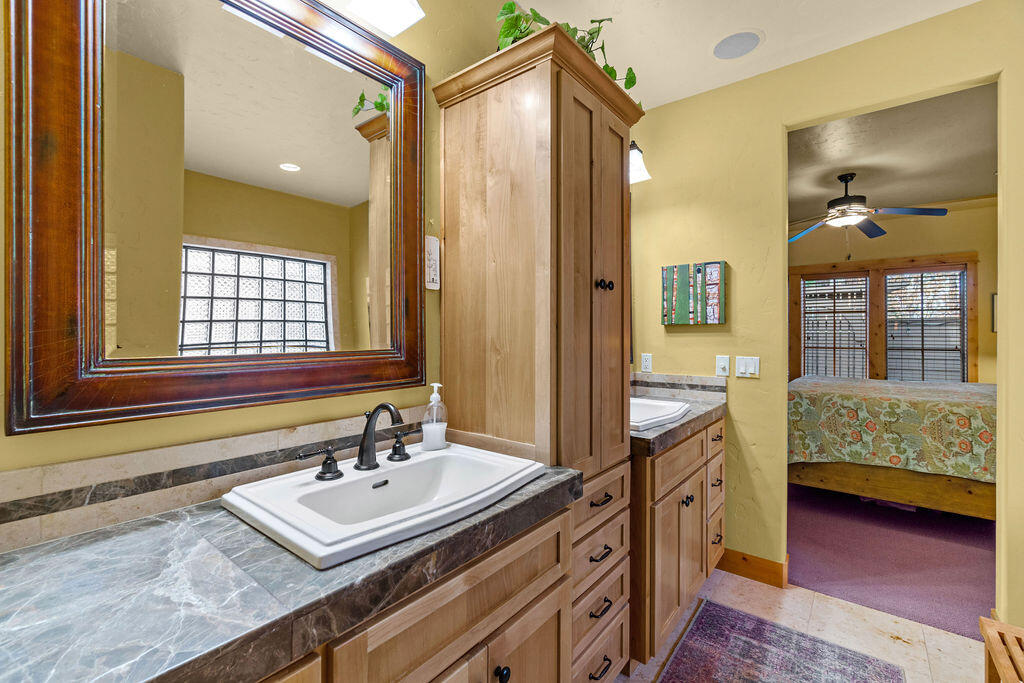 Three Pines - Residential