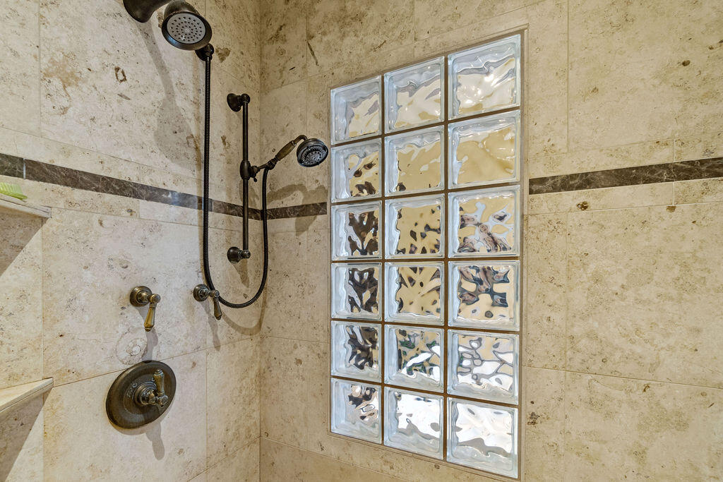 Three Pines - Residential