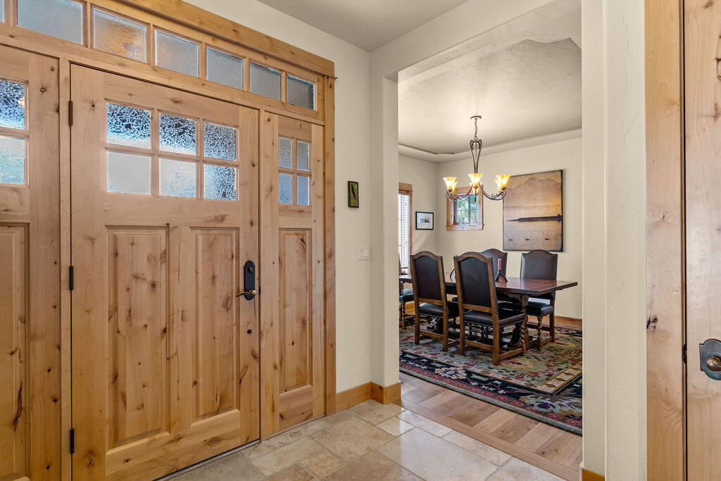 Three Pines - Residential