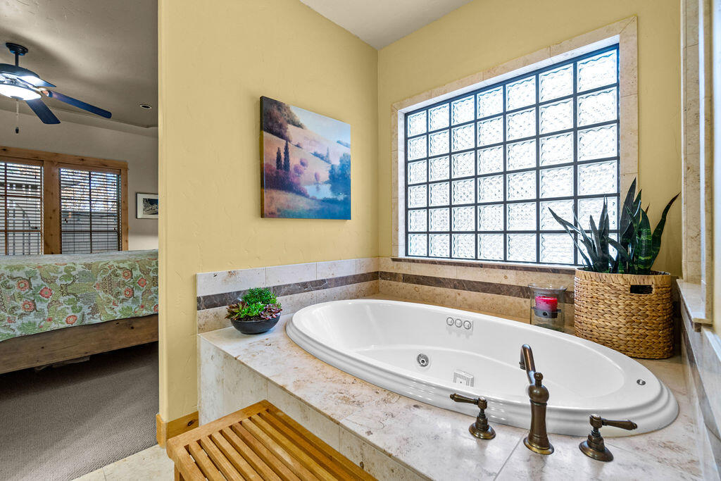 Three Pines - Residential