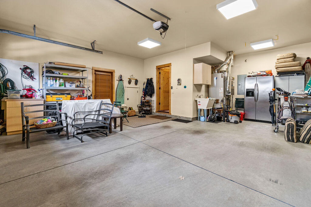 Three Pines - Residential