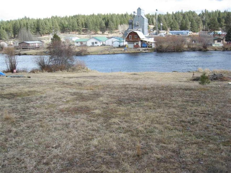 River Front Lot In Chiloquin. Lot Is 50 Feet Wide. There Is A City Street To The West Of This Lot. Buyer Will Be Responsible To Verify The Zoning And Ability To Get A Building Permit For This Property. This Is An Reo Property. Sold As Is With No Warranties. Information Contained In Data Sheet Gathered From Public Records And Buyer Will Be Solely Responsible For Verifying All Information Contained Here In.