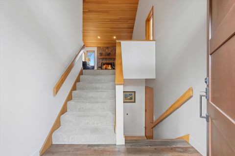 Tiny photo for 57583 White Elm #26, Sunriver, OR 97707 (MLS # 220219377)