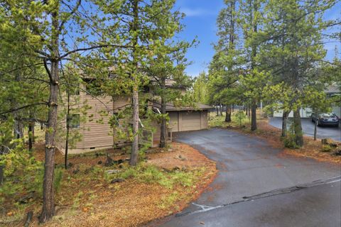 Tiny photo for 57583 White Elm #26, Sunriver, OR 97707 (MLS # 220219377)