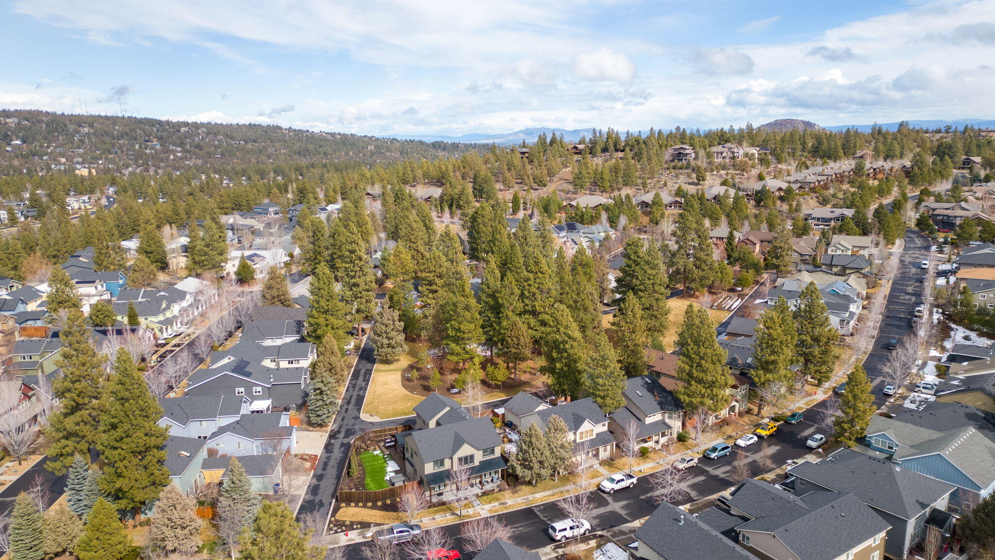 Skyliner Summit - Residential