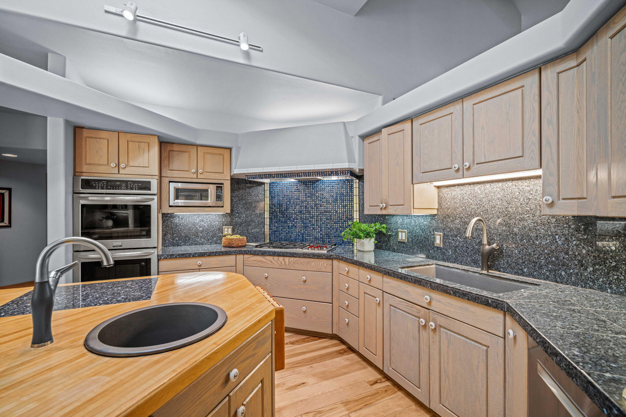 Fairway Crest Village - Residential