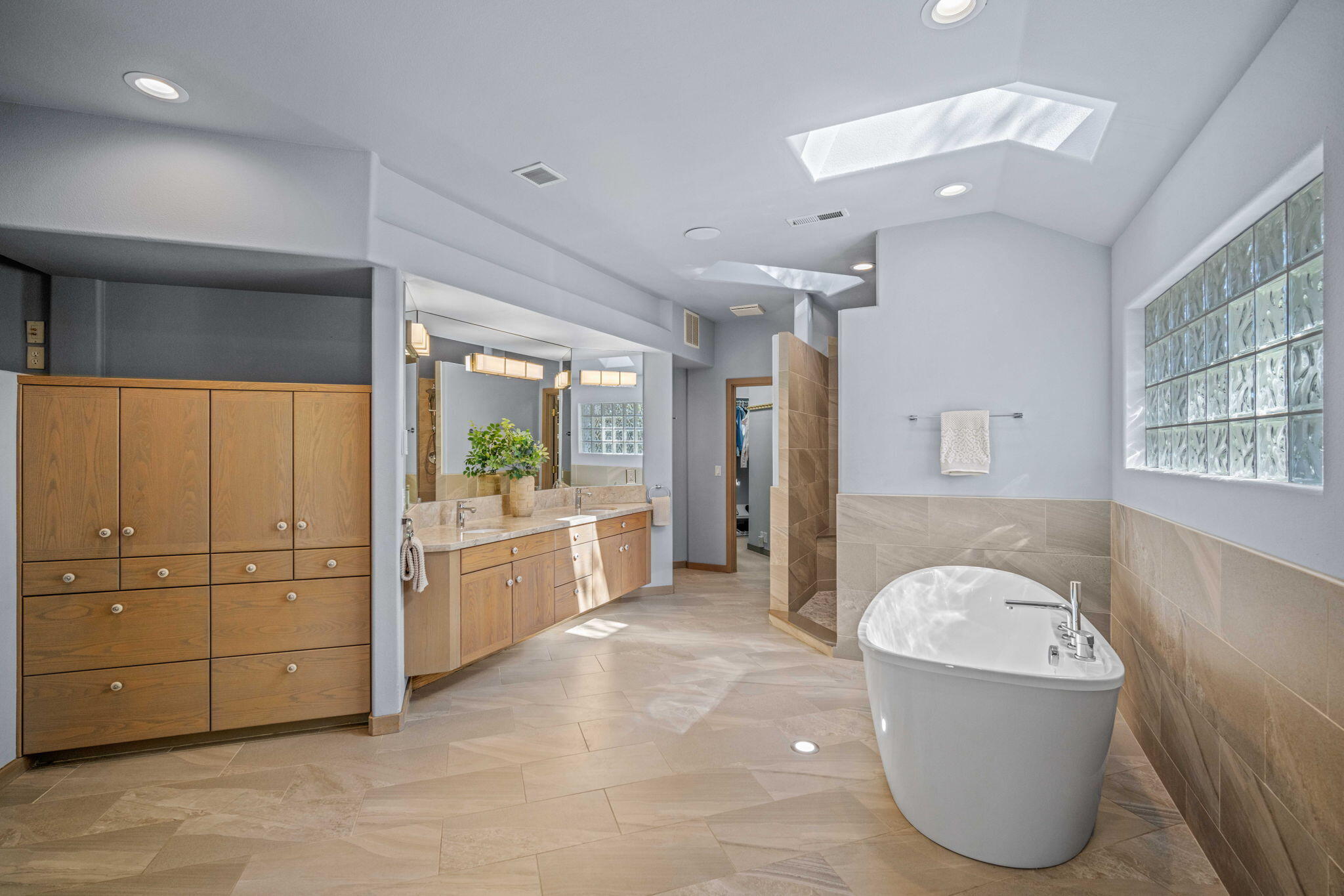 Fairway Crest Village - Residential