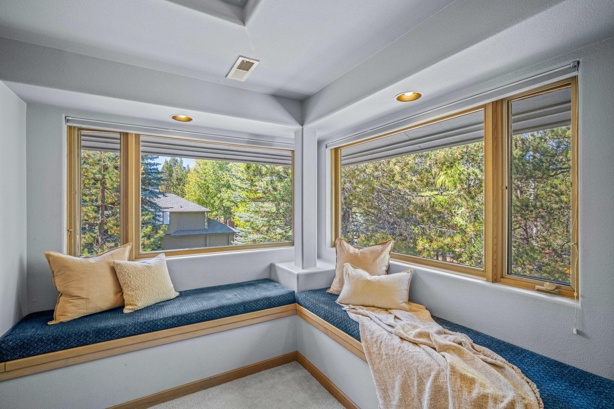 Fairway Crest Village - Residential