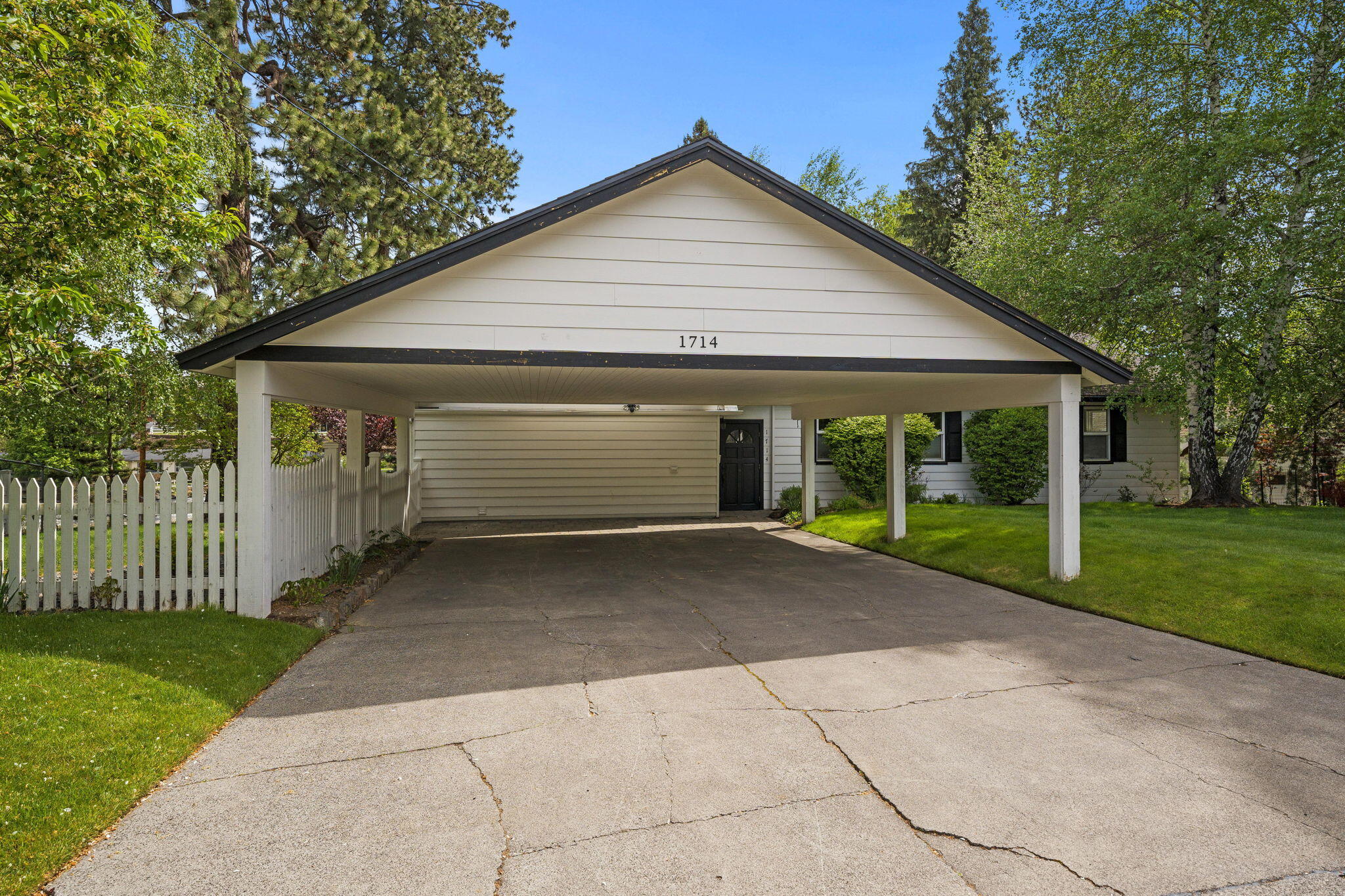 River Terrace - Residential