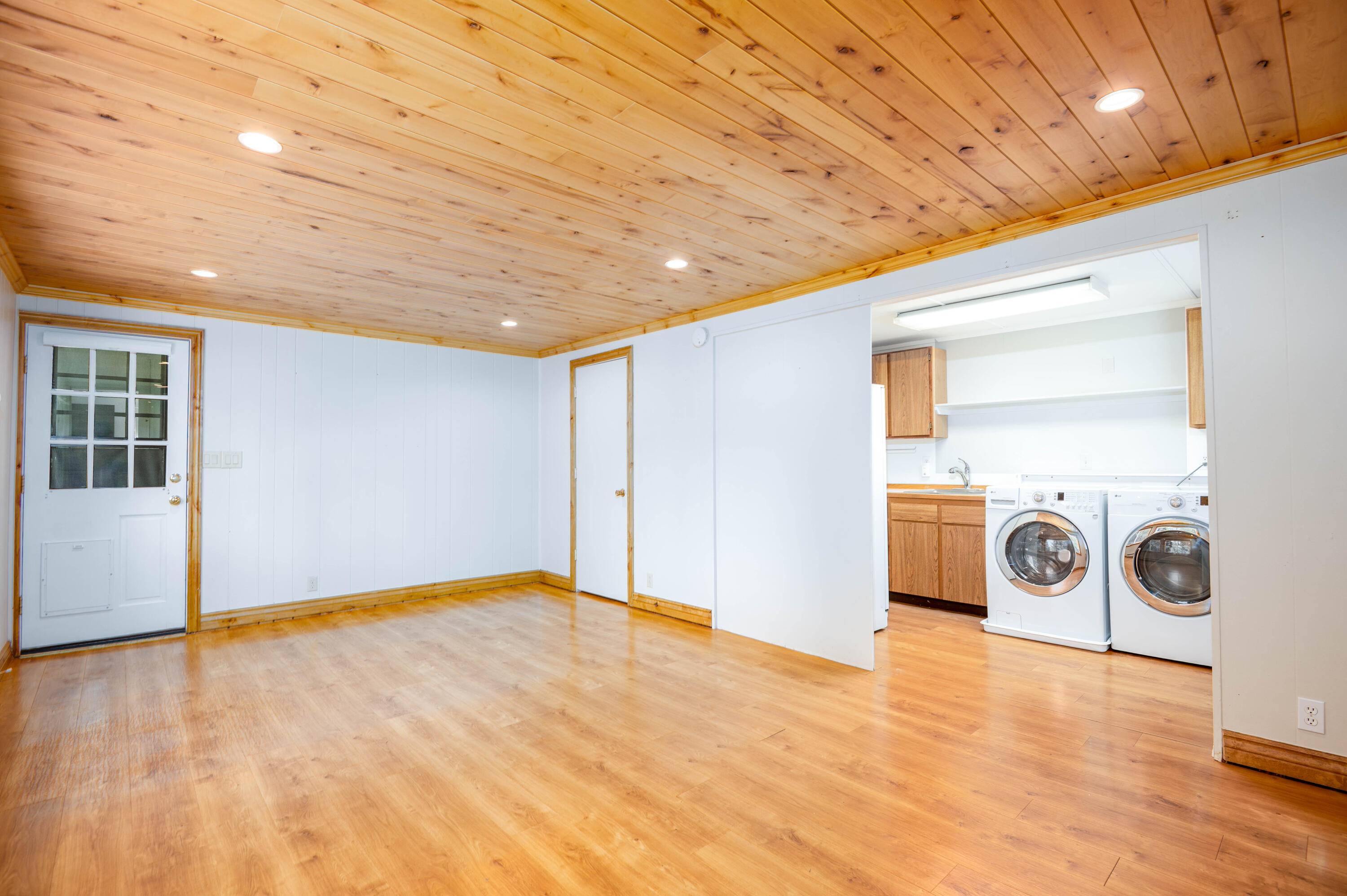 River Terrace - Residential