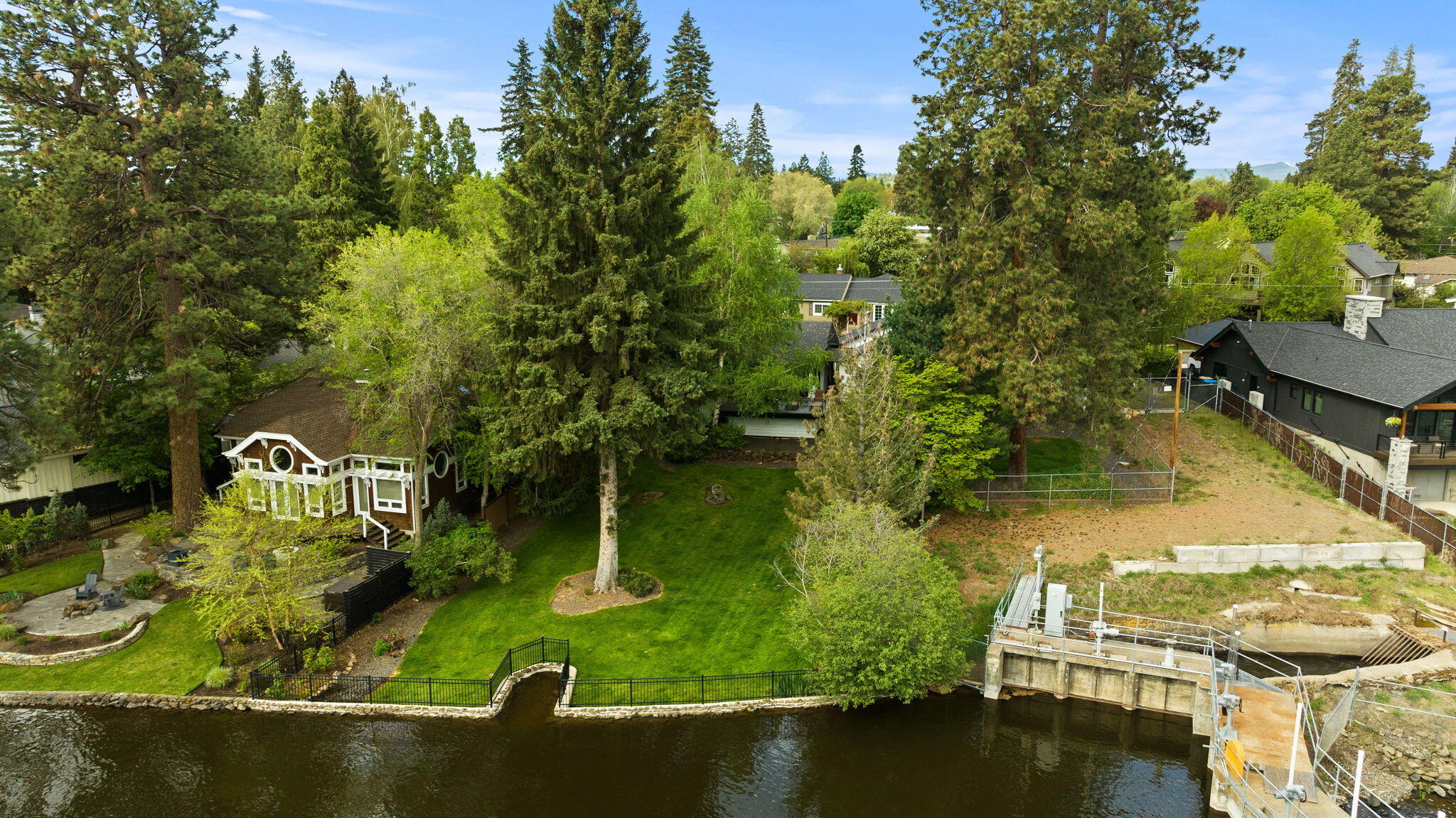 River Terrace - Residential