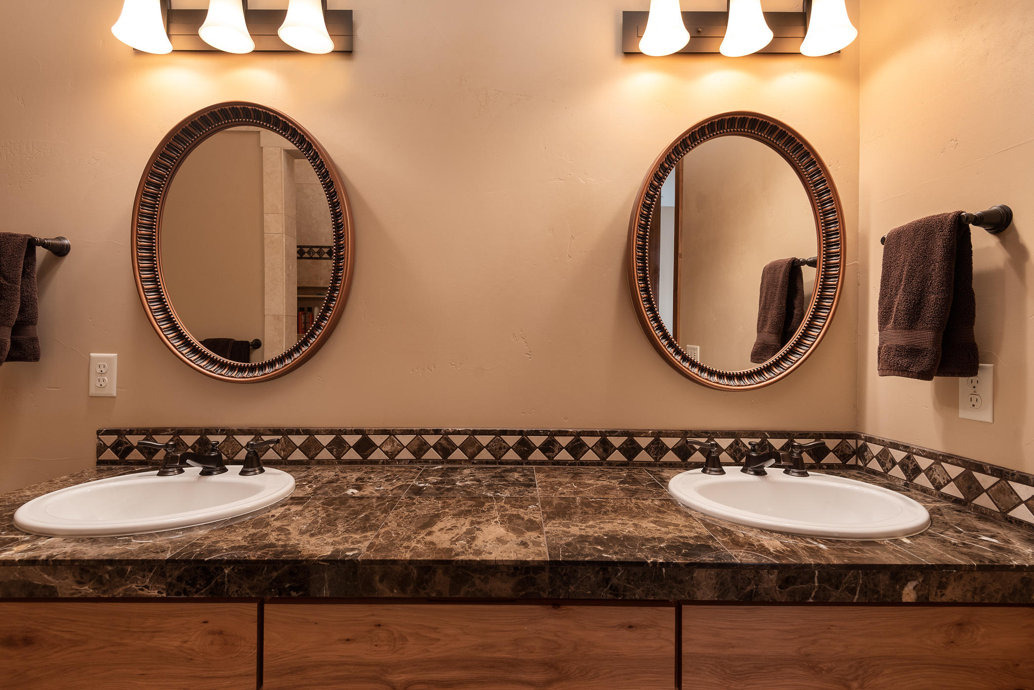 Eagle Crest - Residential