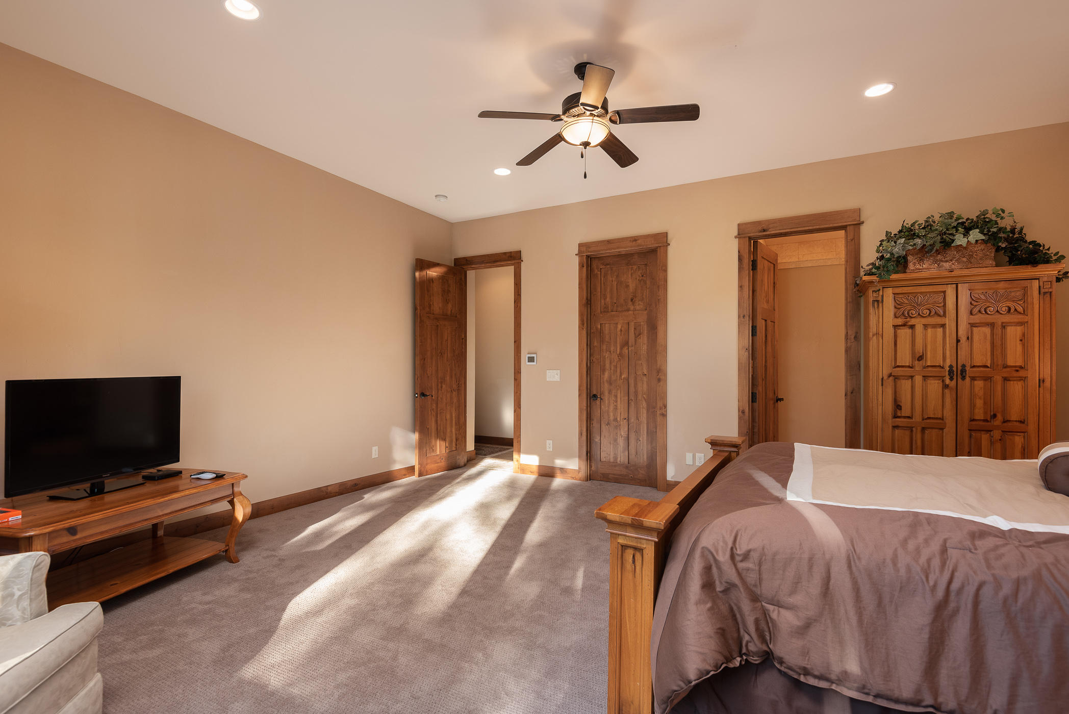 Eagle Crest - Residential