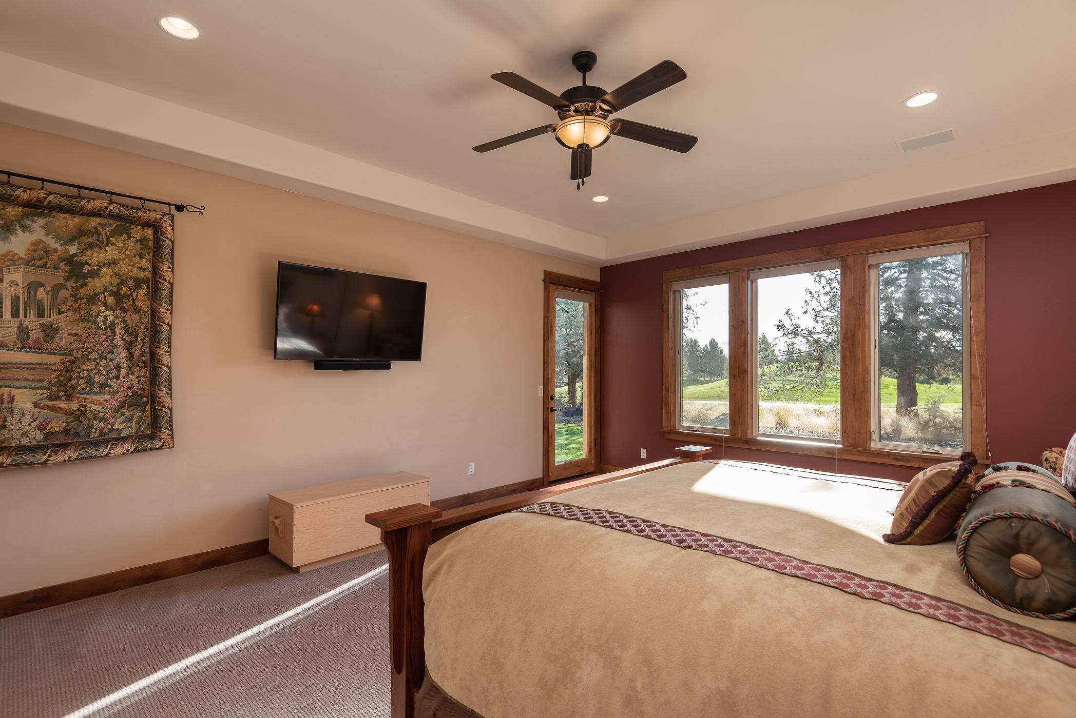 Eagle Crest - Residential