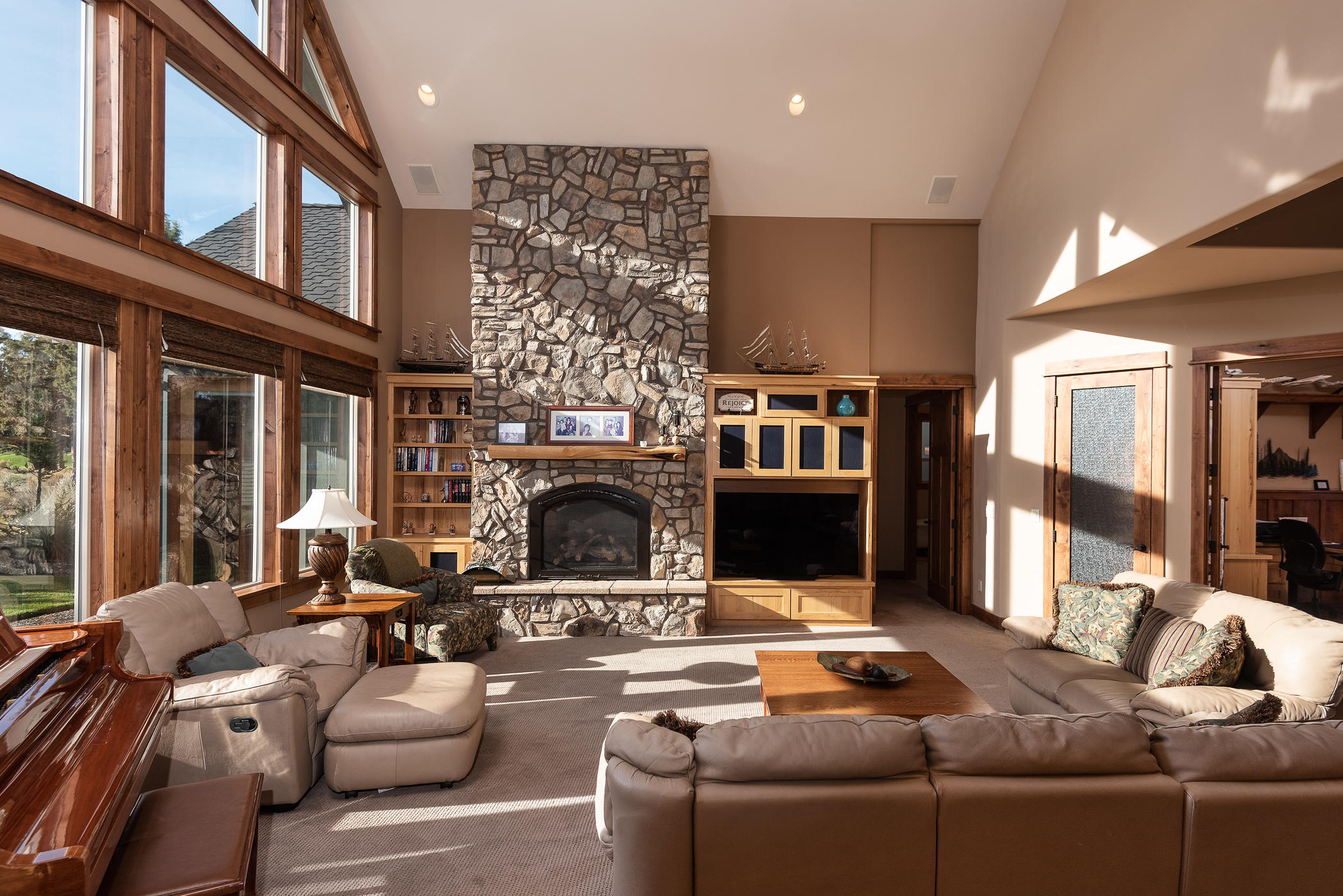 Eagle Crest - Residential