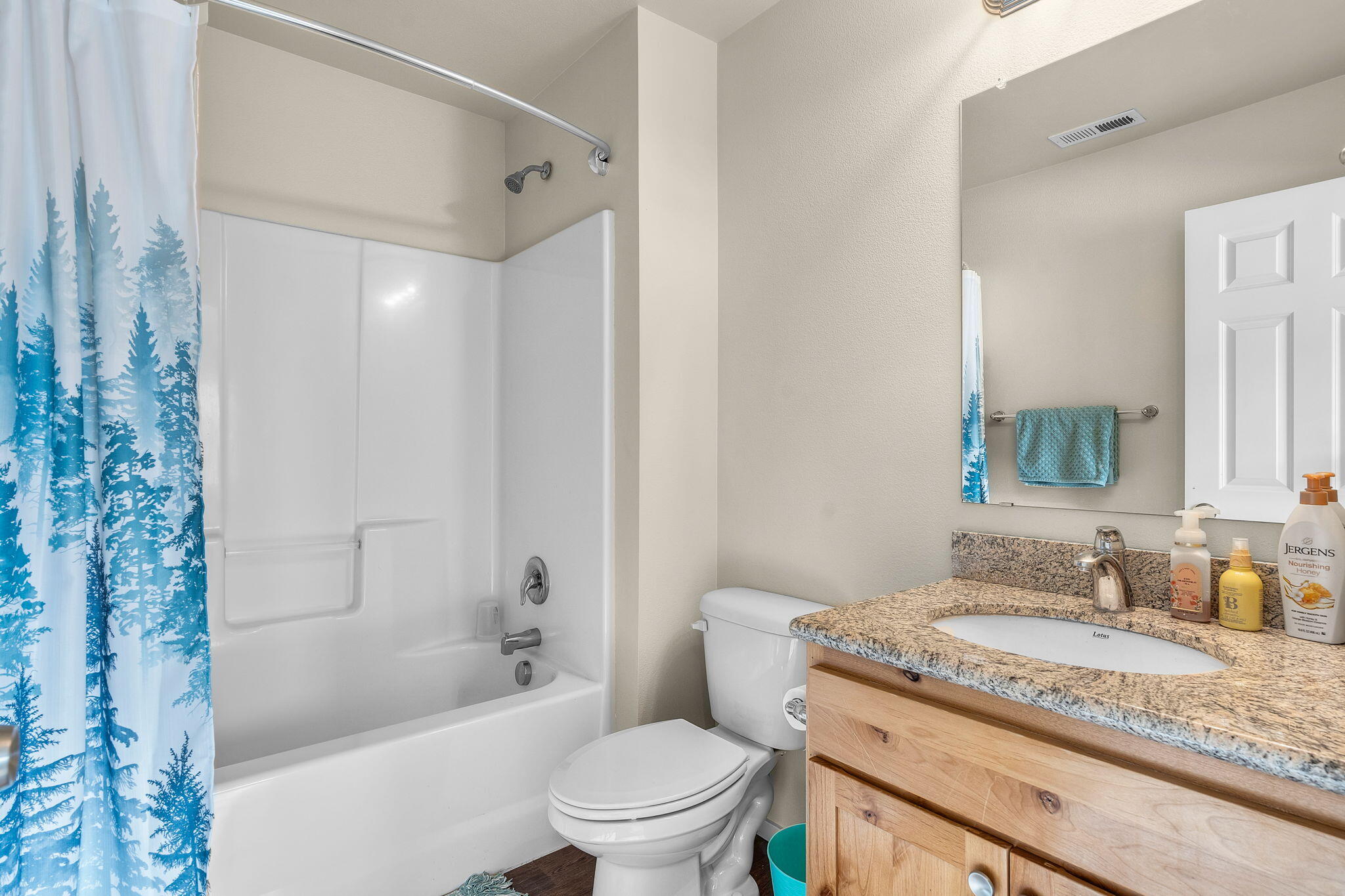 Kingwood Crossing - Residential Income