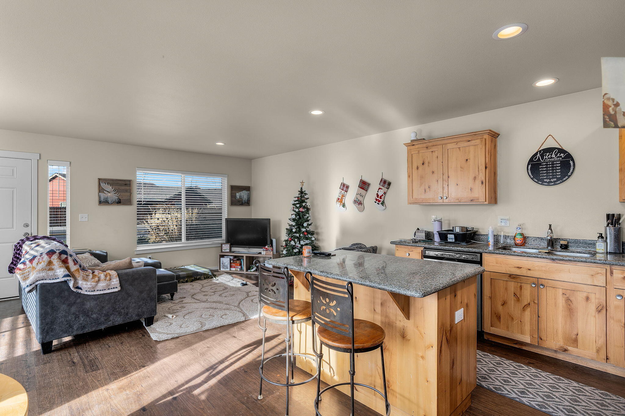 Kingwood Crossing - Residential Income