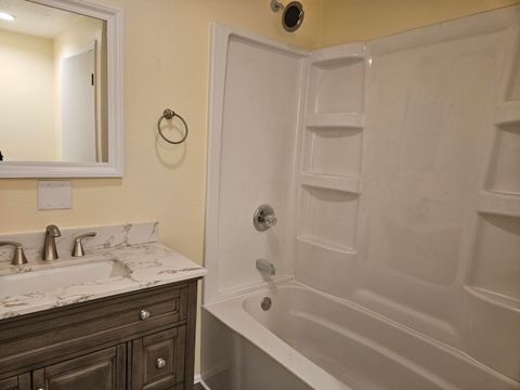 Tiny photo for 31125 Goldeneye Lane, Bonanza, OR 97623 (MLS # 220215512)