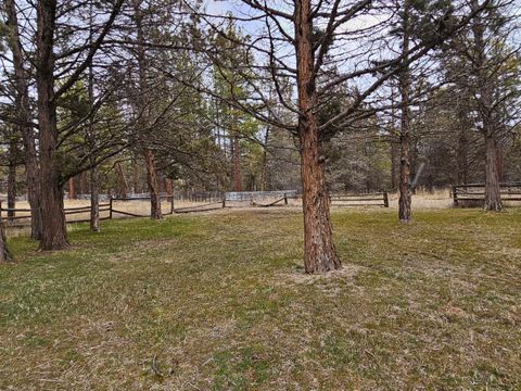 Tiny photo for 31125 Goldeneye Lane, Bonanza, OR 97623 (MLS # 220215512)