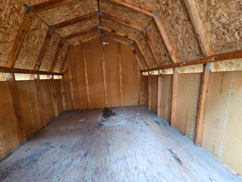 Tiny photo for 31125 Goldeneye Lane, Bonanza, OR 97623 (MLS # 220215512)