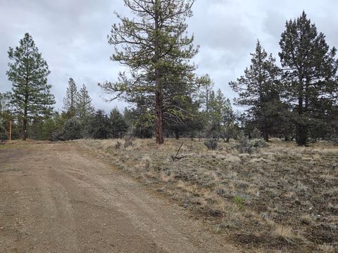 Tiny photo for 31125 Goldeneye Lane, Bonanza, OR 97623 (MLS # 220215512)