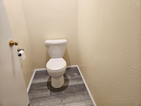 Tiny photo for 31125 Goldeneye Lane, Bonanza, OR 97623 (MLS # 220215512)