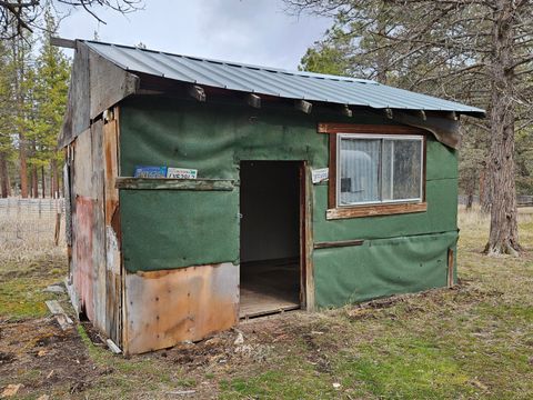 Tiny photo for 31125 Goldeneye Lane, Bonanza, OR 97623 (MLS # 220215512)