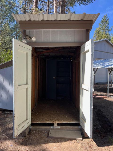 Tiny photo for 52360 Ammon Road, La Pine, OR 97739 (MLS # 220221782)