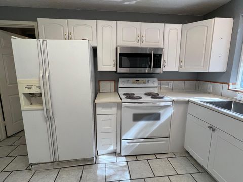 Tiny photo for 52360 Ammon Road, La Pine, OR 97739 (MLS # 220221782)