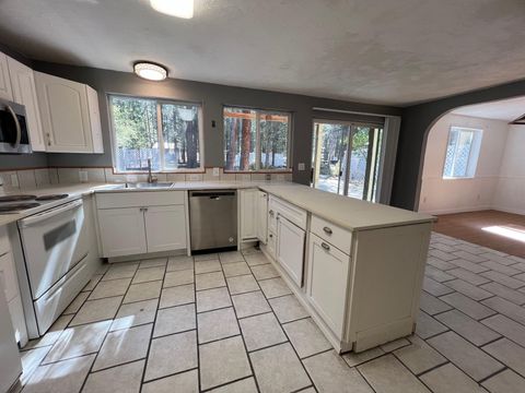 Tiny photo for 52360 Ammon Road, La Pine, OR 97739 (MLS # 220221782)