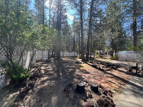 Tiny photo for 52360 Ammon Road, La Pine, OR 97739 (MLS # 220221782)