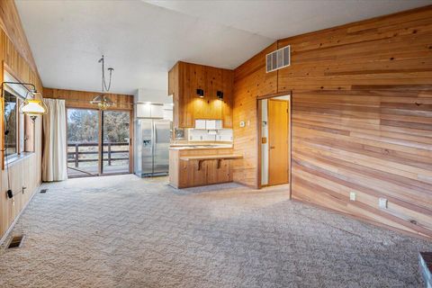 Tiny photo for 12293 SW Peninsula Drive, Terrebonne, OR 97760 (MLS # 220212713)