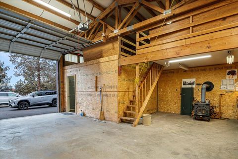 Tiny photo for 12293 SW Peninsula Drive, Terrebonne, OR 97760 (MLS # 220212713)