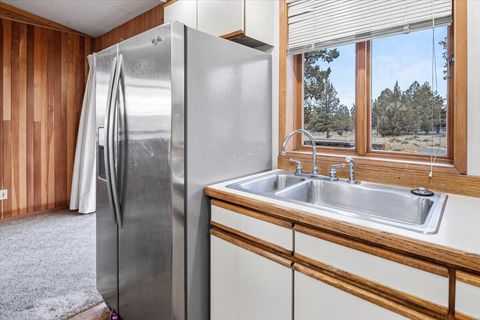 Tiny photo for 12293 SW Peninsula Drive, Terrebonne, OR 97760 (MLS # 220212713)