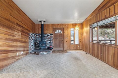 Tiny photo for 12293 SW Peninsula Drive, Terrebonne, OR 97760 (MLS # 220212713)